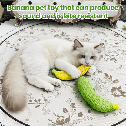 Sisal Fruit Interactive Cat Chewing Toy - 40G, Portable Banana Design, Textured for Biting and Scratching, Ideal for Indoor Play (Yellow/Green)